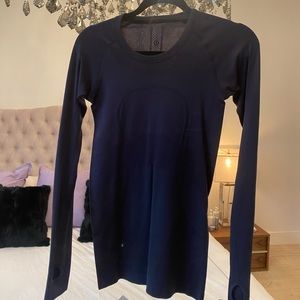 Lululemon Long sleeve shirt